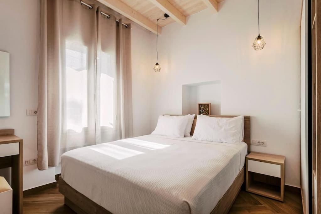 Ferienhaus Myrovolos Luxury Eneida's House *